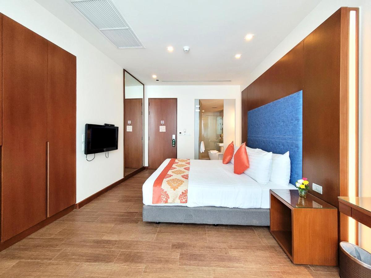 Hotel On 8 Sukhumvit Nana Bangkok By Compass Hospitality Zewnętrze zdjęcie