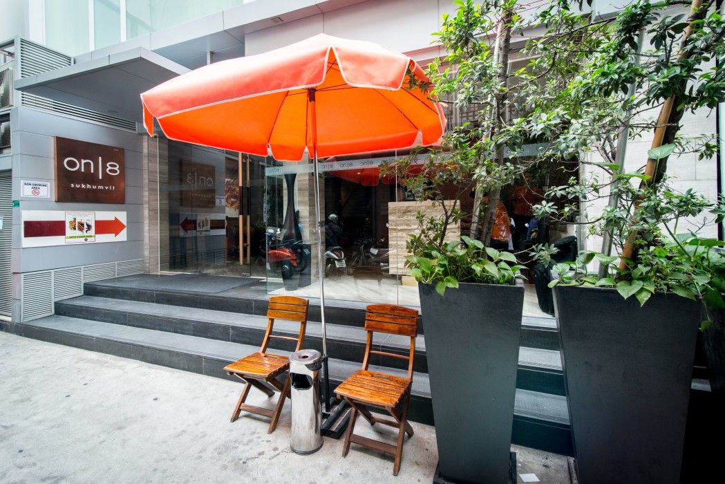 Hotel On 8 Sukhumvit Nana Bangkok By Compass Hospitality Zewnętrze zdjęcie