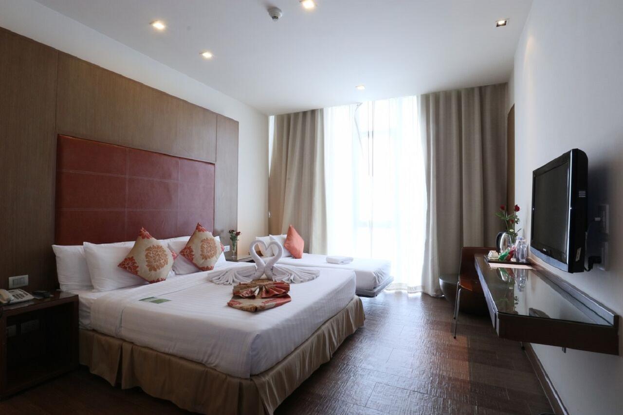 Hotel On 8 Sukhumvit Nana Bangkok By Compass Hospitality Zewnętrze zdjęcie