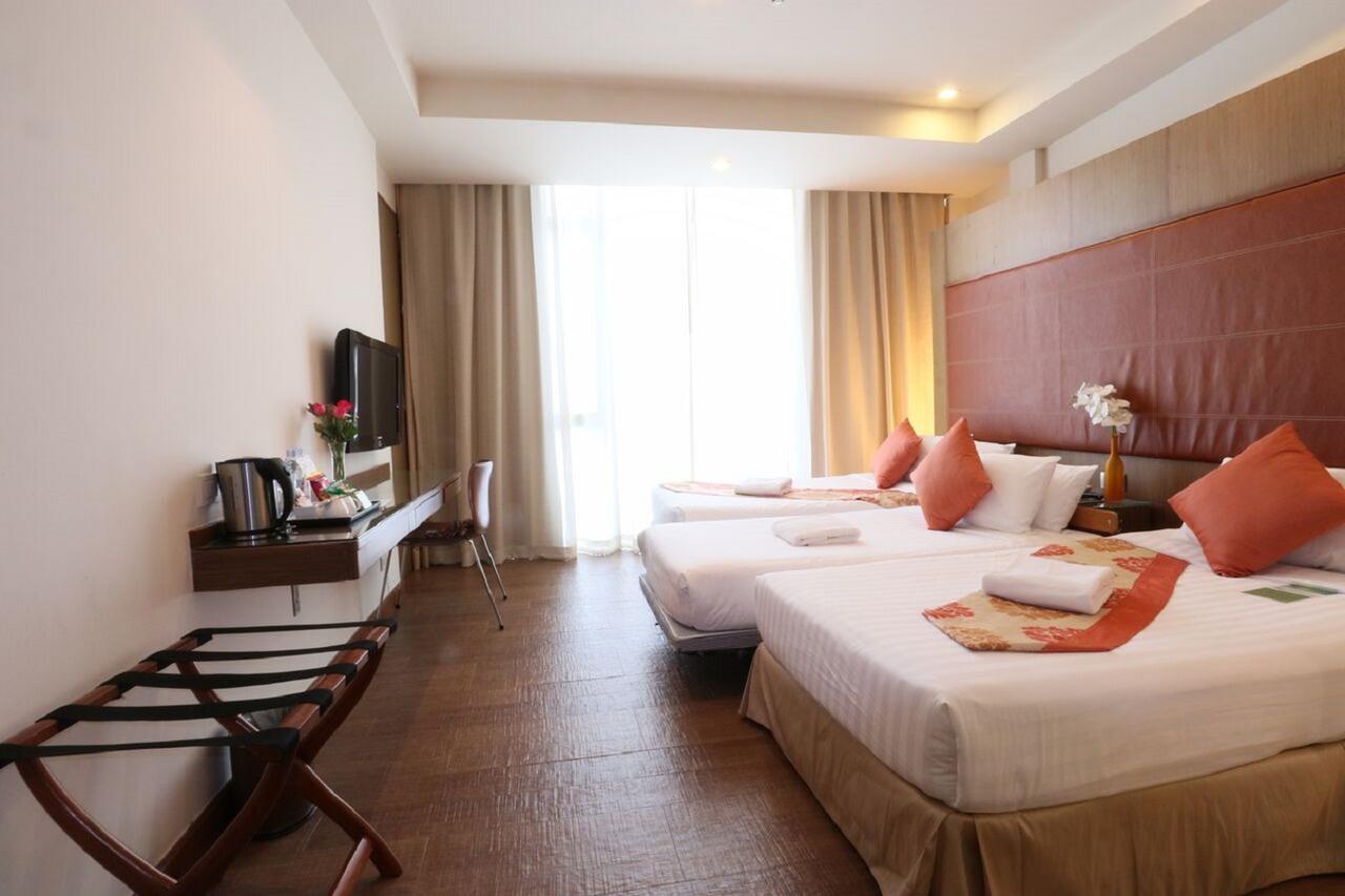 Hotel On 8 Sukhumvit Nana Bangkok By Compass Hospitality Zewnętrze zdjęcie