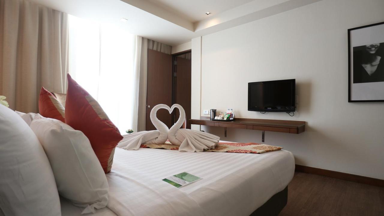 Hotel On 8 Sukhumvit Nana Bangkok By Compass Hospitality Zewnętrze zdjęcie